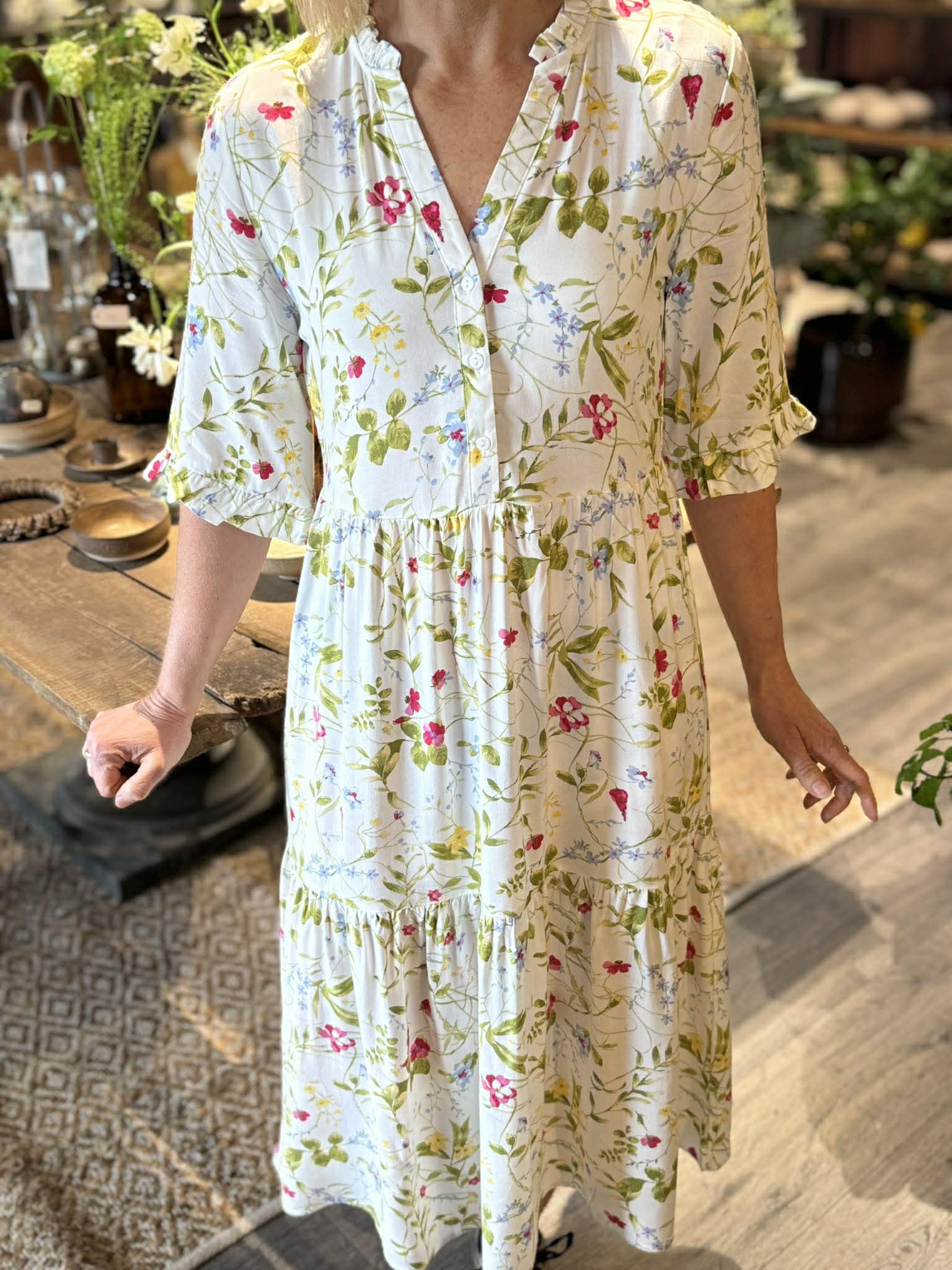 VMEASY Long Dress - Snow White m. grønne blade